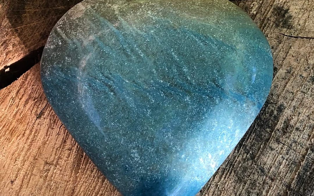 Heart-shape-stone